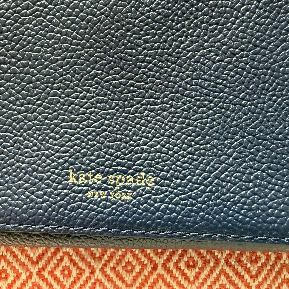 Kate Spade Chain Crossbody Bag with minor defects - Picture 4 of 7